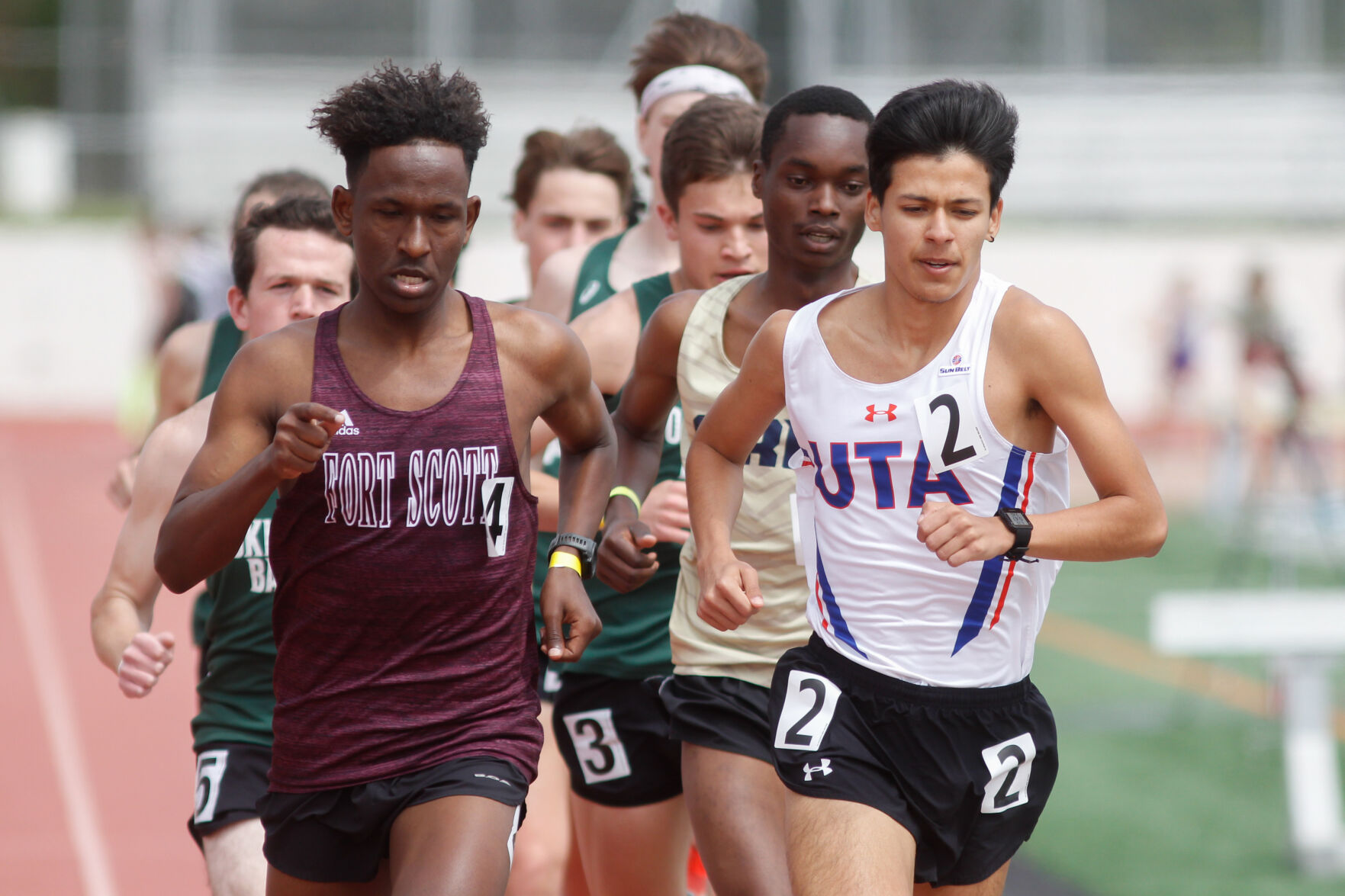 Photos: UTA track and field teams shatter personal records, earn multiple wins in UTA Invitational